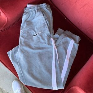Grey Nike sweat pants